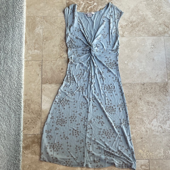 Free People Dresses & Skirts - Free People Light Blue Floral Midi Dress